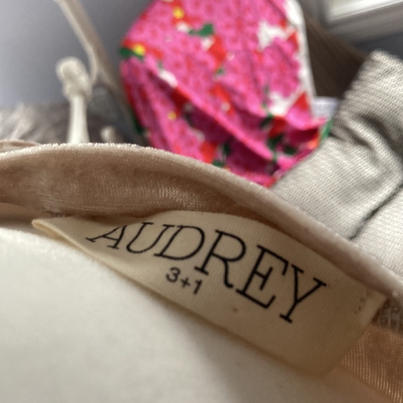 Dress short stunning Audrey 3+1 rare beautiful comfortable dress - Picture 4 of 5